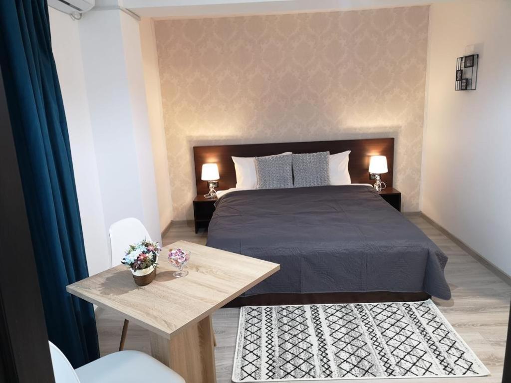 B House Rooms Iasi Exterior foto